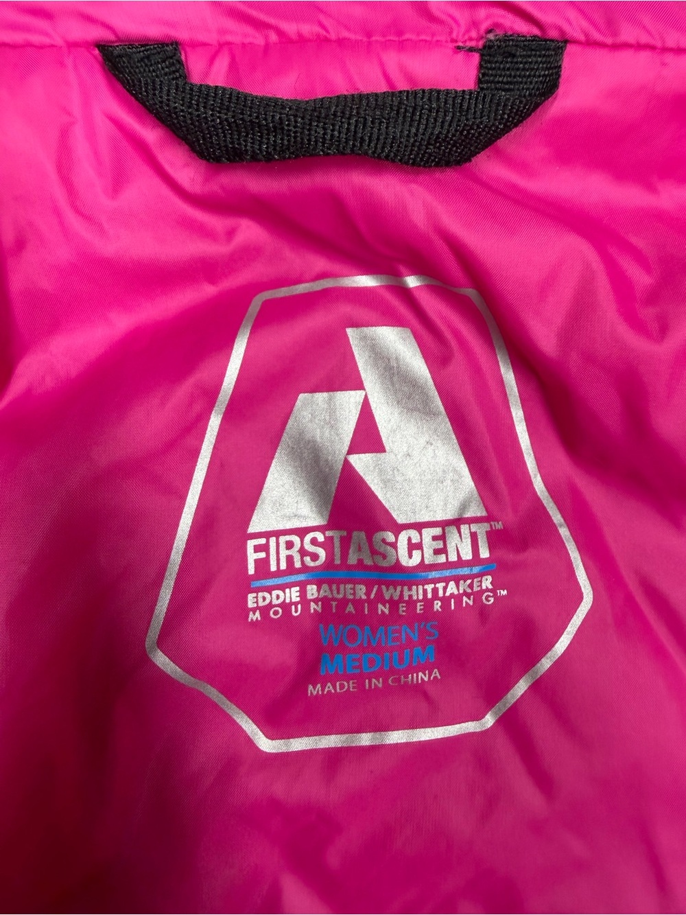 Eddie Bauer First Ascent Mountaineering Hooded Puffer Jacket in Deep Plum - Picture 7 of 12
